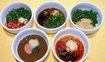 火鍋味道怎樣，湯底和蘸料各占一半的因素，這些蘸料你都吃過？