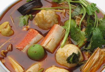 成都短期學習麻辣燙技術哪里好？麻辣燙技術做法