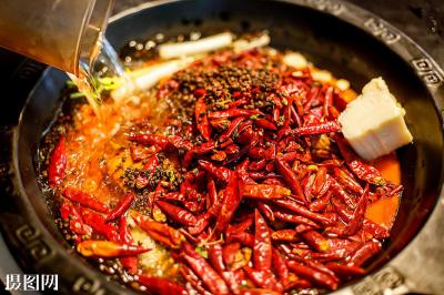 川味火鍋技術培訓學校多少錢？采用一對一大廚教學