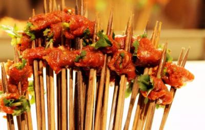 四川火鍋串串技術(shù)培訓(xùn)哪家味道好？糍粑辣椒的制造辦法