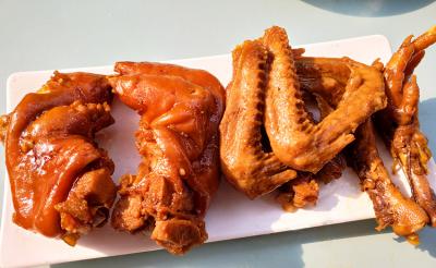 成都熟食鹵菜技術培訓學校哪里好？成都蜀味緣的鹵菜技術培訓