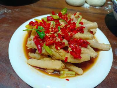 泡椒鳳爪技術培訓哪里有？蜀味緣小吃培訓班詳解